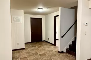 6183 S 40th St, Greenfield, WI 53221 - Photo 36