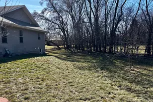 6183 S 40th St, Greenfield, WI 53221 - Photo 52