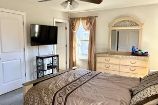 6183 S 40th St, Greenfield, WI 53221 - Photo 26