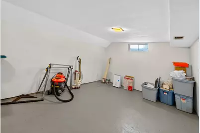 1910  Shoop St, Racine, WI 53404 - Photo 20