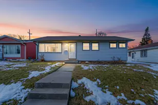 1910 Shoop St, Racine, WI 53404 - Photo 2