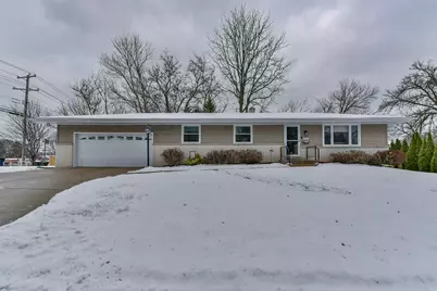 1370 S 122nd St, West Allis, WI 53214 - Photo 1
