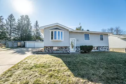 1511  Roosevelt Dr, West Bend, WI 53090 - Photo 20