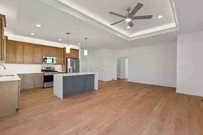 112  Luxembourg Brotherhood Blvd, Belgium, WI 53004 - Photo 6