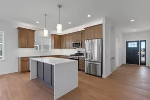 112 Luxembourg Brotherhood Blvd, Belgium, WI 53004 - Photo 10