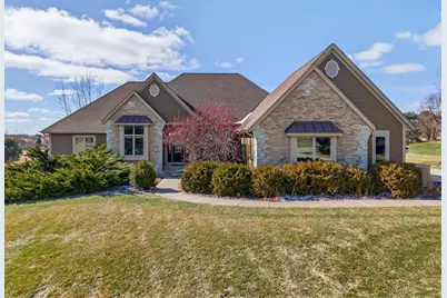 N60W27257  Trappers Run, Merton, WI 53089 - Photo 4