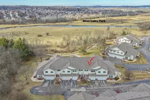 2418 Fox River Pkwy, Waukesha, WI 53189 - Photo 2