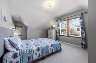 8223 Portland Ave, Wauwatosa, WI 53213 - Photo 18