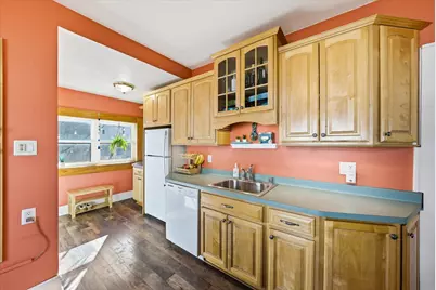 8223  Portland Ave, Wauwatosa, WI 53213 - Photo 10