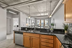 102 N Water St, Milwaukee, WI 53202 - Photo 10