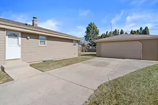 6116 S Robert Ave, Cudahy, WI 53110 - Photo 22