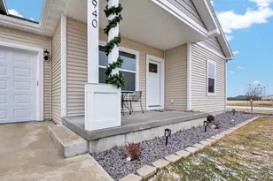 940 Quail Run, Lomira, WI 53048 - Photo 2