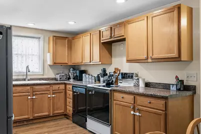 222  Lincoln Ave, West Salem, WI 54669 - Photo 8