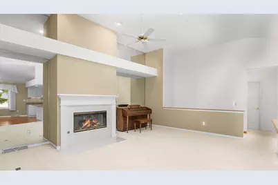 W173N8035  Shady Ln, Menomonee Falls, WI 53051 - Photo 30