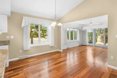 W173N8035  Shady Ln, Menomonee Falls, WI 53051 - Photo 34