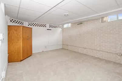 W173N8035  Shady Ln, Menomonee Falls, WI 53051 - Photo 18