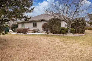 W173N8035 Shady Ln, Menomonee Falls, WI 53051 - Photo 46