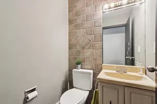 9169 N 70th St, Milwaukee, WI 53223 - Photo 8