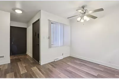 9169 N 70th St #5, Milwaukee, WI 53223 - Photo 6