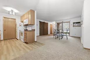 3936 81st St, Kenosha, WI 53142 - Photo 8