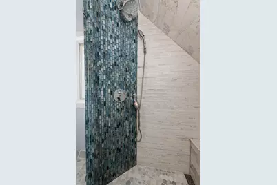 4639 N Larkin St, Whitefish Bay, WI 53211 - Photo 54