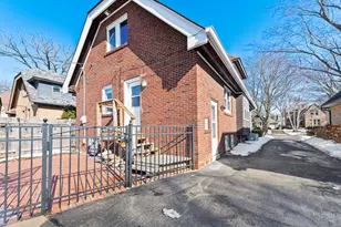 4639 N Larkin St, Whitefish Bay, WI 53211 - Photo 64