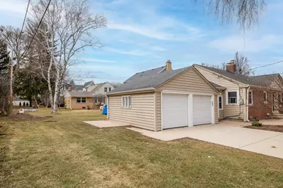 2235 N 83rd St, Wauwatosa, WI 53213 - Photo 24