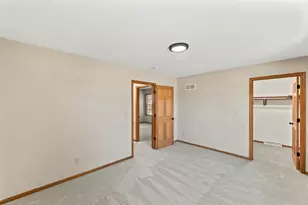 N27W26457 Christian Ct, Pewaukee, WI 53072 - Photo 20