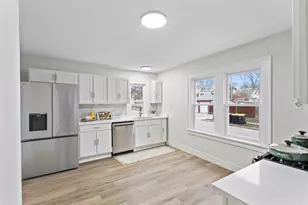 1301 S 63rd St, West Allis, WI 53214 - Photo 10