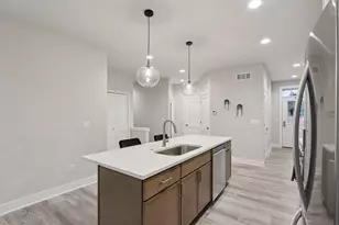 405 Falcon Ridge Dr, Burlington, WI 53105 - Photo 6