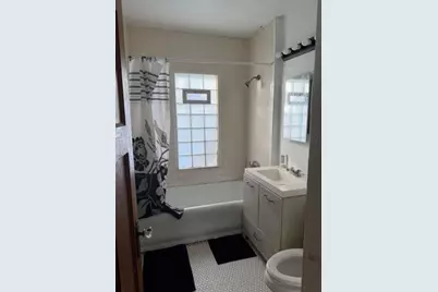 2844 N 50th St #2846, Milwaukee, WI 53210 - Photo 10