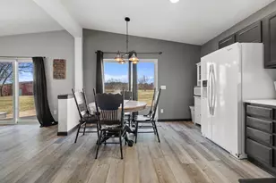 5222 Springbrook Rd, Pleasant Prairie, WI 53158 - Photo 12
