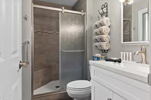 32 S Walworth Ave, Williams Bay, WI 53191 - Photo 18