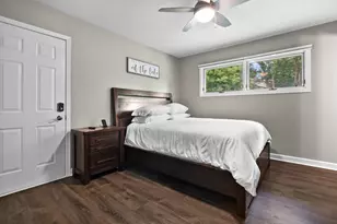 32 S Walworth Ave, Williams Bay, WI 53191 - Photo 16