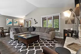 32 S Walworth Ave, Williams Bay, WI 53191 - Photo 6