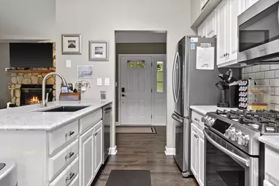 32 S Walworth Ave, Williams Bay, WI 53191 - Photo 14