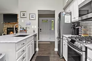 32 S Walworth Ave, Williams Bay, WI 53191 - Photo 14