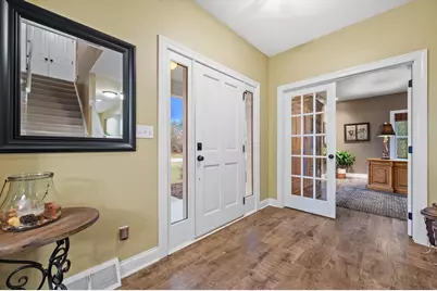 W285N7383  Bark River Rd, Hartland, WI 53029 - Photo 6