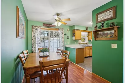 212  Williams St, Johnson Creek, WI 53038 - Photo 8