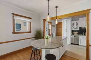 1714 E Kane Pl, Milwaukee, WI 53202 - Photo 12