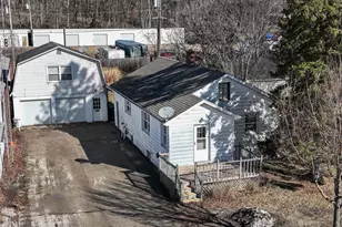 1207 Grant St, Lake Geneva, WI 53147 - Photo 2