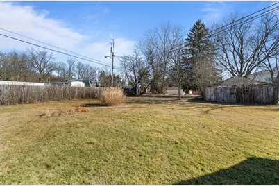 1207  Grant St, Lake Geneva, WI 53147 - Photo 8