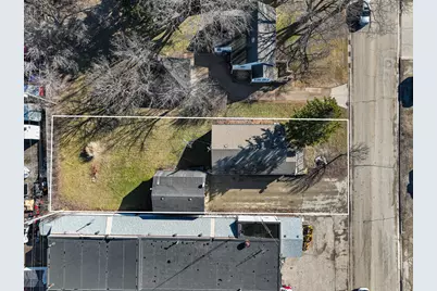 1207  Grant St, Lake Geneva, WI 53147 - Photo 4