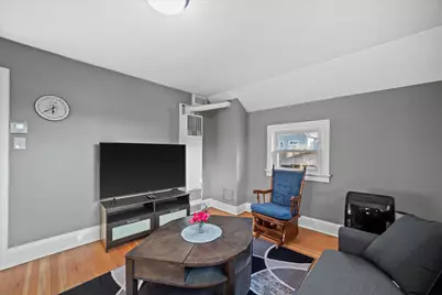 1821 E Oklahoma Ave, Milwaukee, WI 53207 - Photo 24