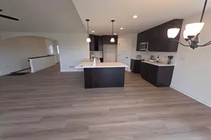 622 Champions Ct, Jefferson, WI 53549 - Photo 8