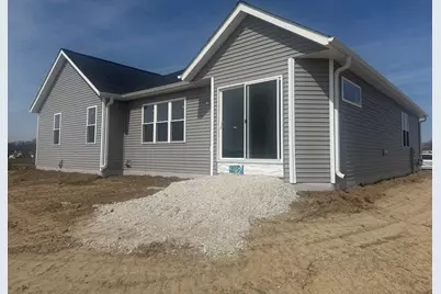 622  Champions Ct, Jefferson, WI 53549 - Photo 2