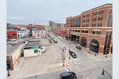 227  3rd St, La Crosse, WI 54601 - Photo 10