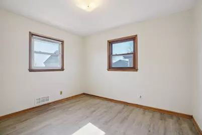 1539  Birch Dr, Waukesha, WI 53188 - Photo 18