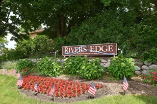 4117 W Rivers Edge Cir, Brown Deer, WI 53209 - Photo 2