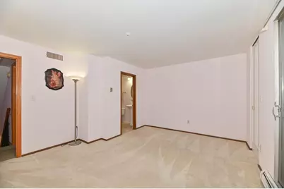 4117 W Rivers Edge Cir #10, Brown Deer, WI 53209 - Photo 18